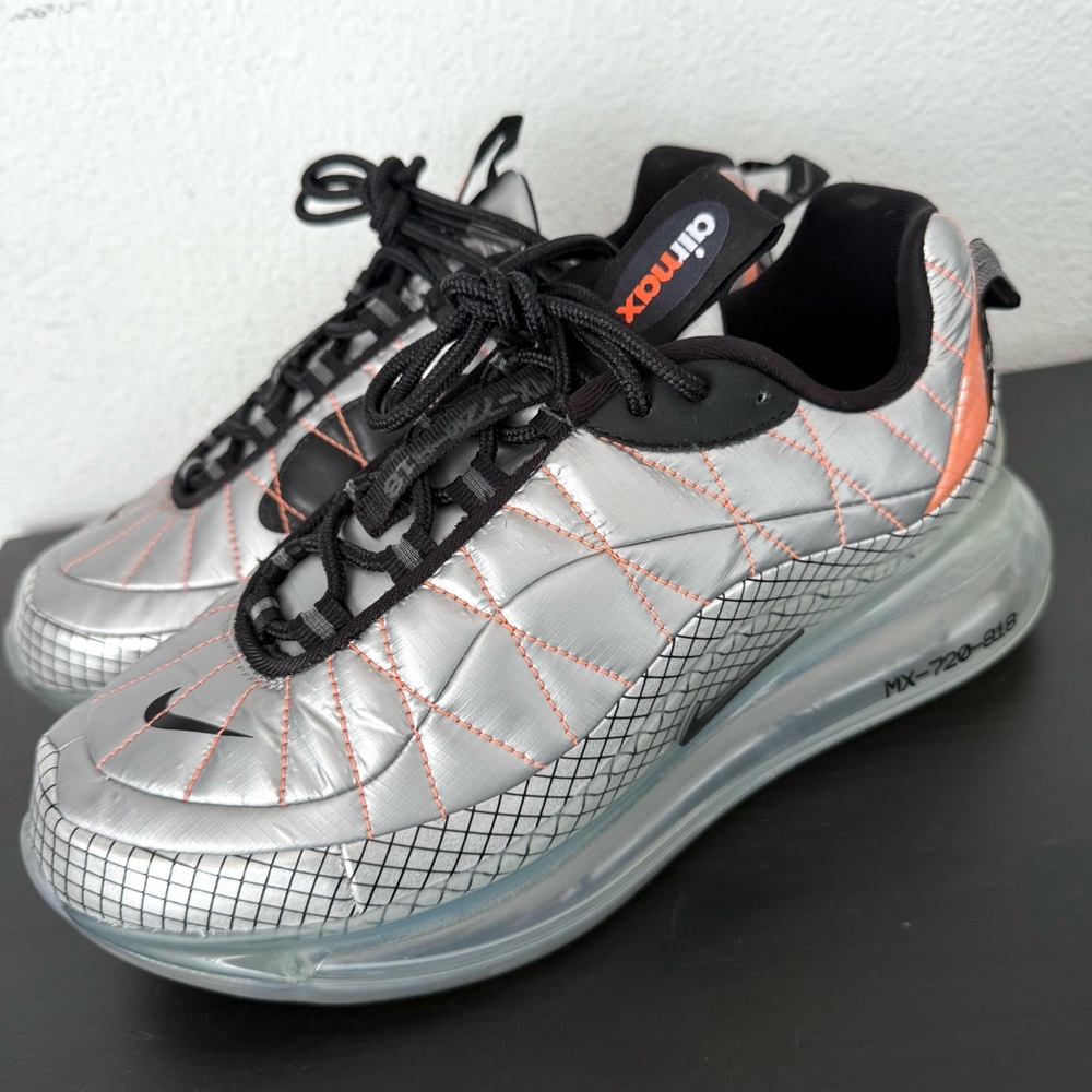Nike Air Max 720-818 Metallic Silver Athletic Shoes Sneakers 7Y
